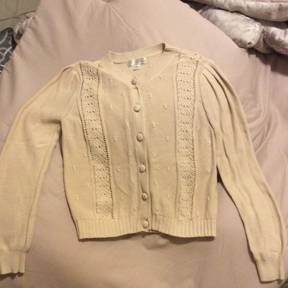Women’s cream sweater by Band of the free